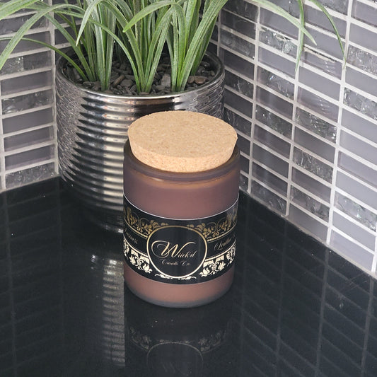 Back Room Business (dutch tobac and fresh leather)